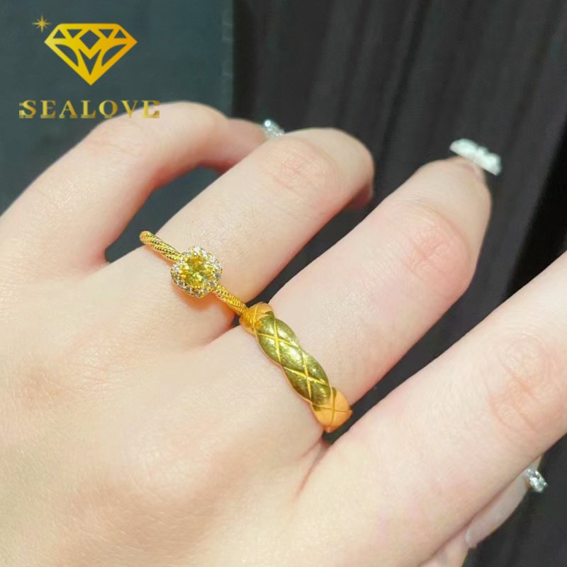 Cincin Titanium Wanita Anti Karat Asli Berlian Kristal Kuning Emas 18K Mewah Cantik Korea Aksesoris Perhiasan