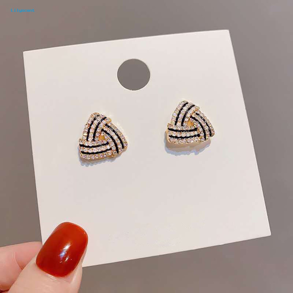 Lilyscent Fashionable Wanita Berlian Imitasi Bentuk Segitiga Stud Earrings Aksesori Perhiasan