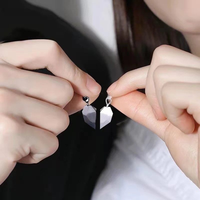 Pasangan Cinta Magnetik Splicing Rantai Klavikula/Romantis Berharap Batu Liontin Kalung/Pesta Perhiasan Hadiah Valentine