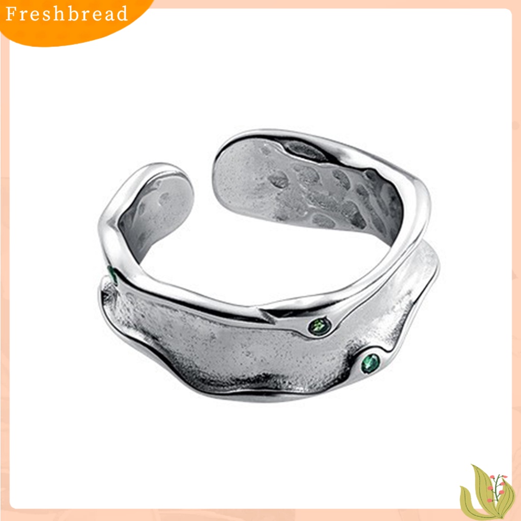 &lt; Freshbread &gt; Wanita Cincin Hijau Cubic Zirconia Pembukaan Yang Dapat Disesuaikan Eye-catching All-match Aksesoris Perhiasan Geometris Temperamen Wanita Gelombang Tidak Teratur Pesta Jari Cincin Untuk Pacaran