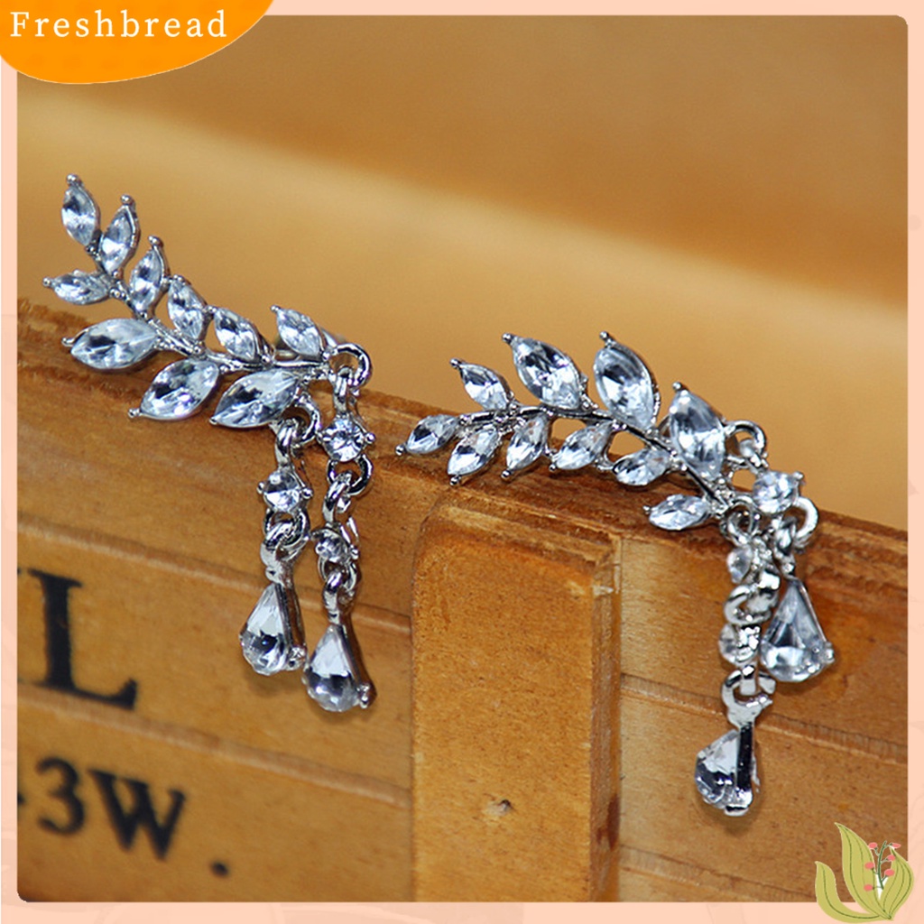 &lt; Freshbread &gt; 1pasang Anting Wanita Shiny Faux Crystal Alloy Bentuk Daun Berkilau Prom Earrings Perhiasan Perempuan