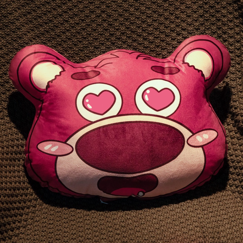 Kartun Manyo plushie Boneka strawberry bear Mainan Mewah Bantal sofa Mobil Pinggang Kantor nap cushion Hadiah Ulang Tahun