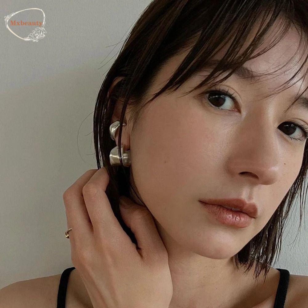 Mxbeauty Anting Berbentuk C Berlebihan Indah Retro Geometri Tepi Lebar Logam Lingkaran Anting Wanita Stud Earrings Korea Style Earrings