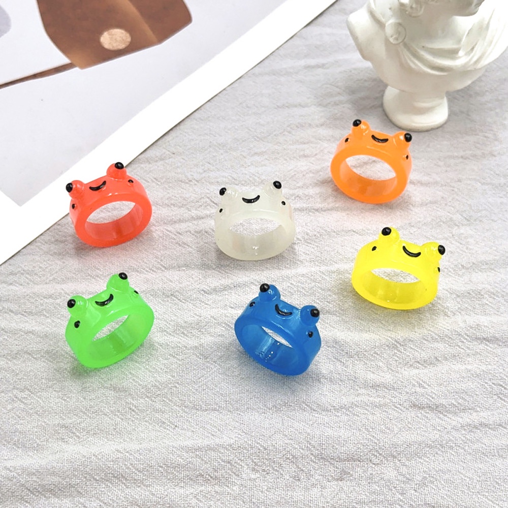 [Harga Grosir] [Gaya cerah/Gaya tidak bersinar] Cincin Resin Kodok Glow-in-the-dark / Fashion Trendi Baru Berwarna Cincin Hewan Bercahaya / Mini Kreatif Wanita Pria Rings / Perhiasan Lucu Sederhana