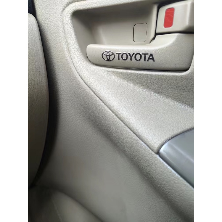 Toyota Logo 3D Exterior Metal Sticker Interior Mobil Stiker Hias Spion Jendela Creative Sticker Untuk VIos Yaris Veloz CHR Avanza Fortuner Rush Raize Raize Syar'I GR Sport