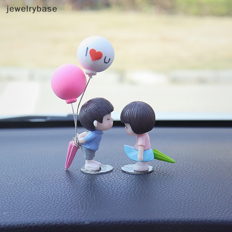 [jewelrybase] Pasangan Anime Untuk Model Ornamen Mobil Gambar Balon Kiss Lucu Auto Dekorasi Butik