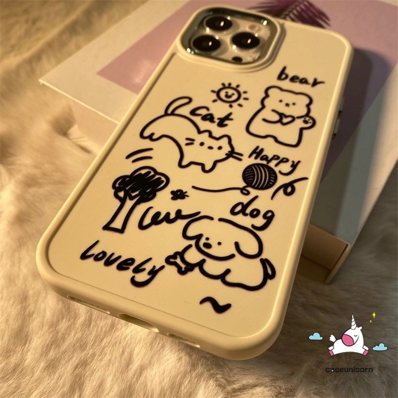 IPHONE Art Kartun Graffiti Flower Phone Case Kompatibel Untuk Iphone11 13 14 12 Pro Max XR 7Plus 8 7 Plus X XS Max Cinta Hati Kucing Anjing Lucu Beruang Plating Metal Frame Lensa Soft Cover