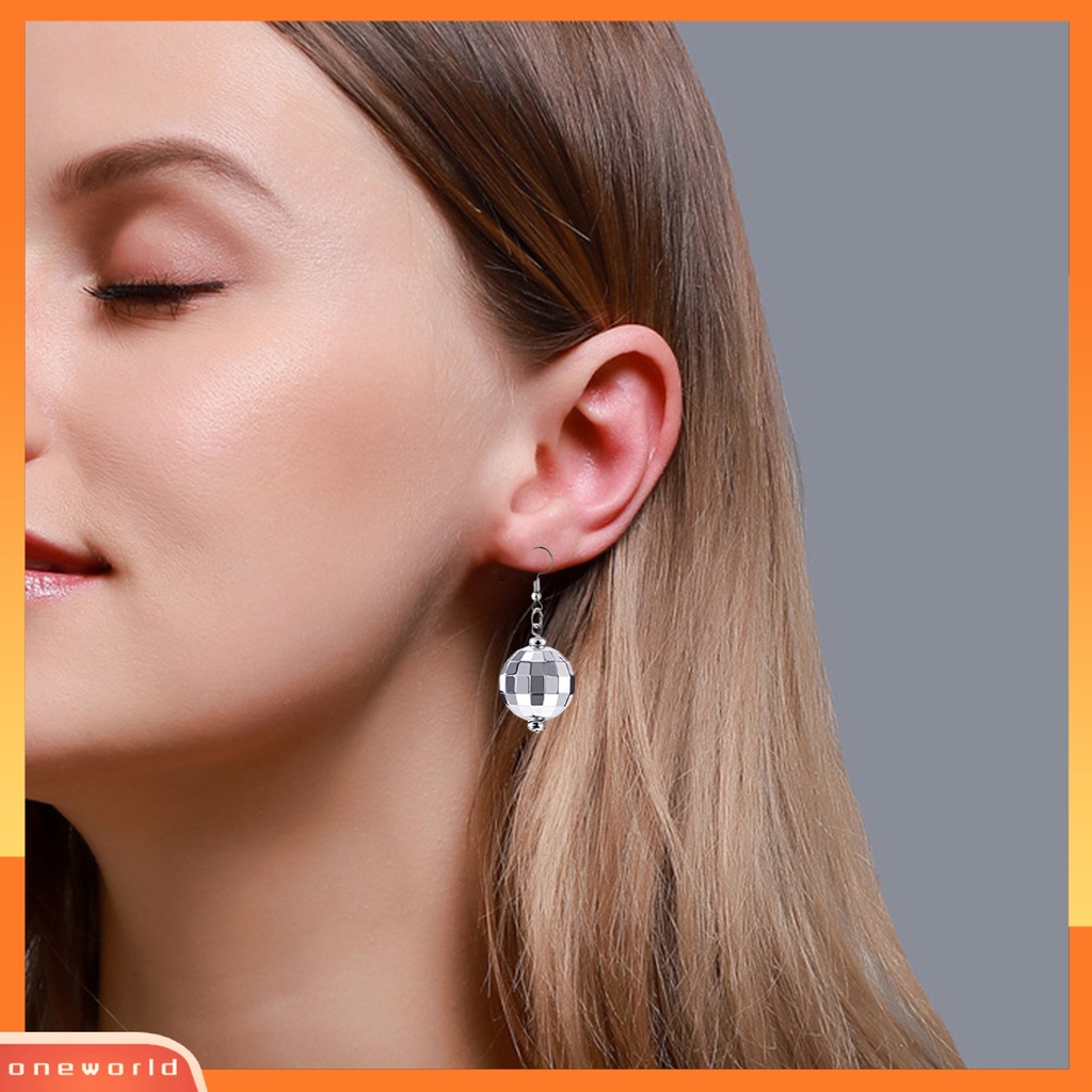 [ONE] 1pasang Anting Bulat Disco Retro 1970an Gaya Eropa Bola Cermin Untuk Wanita Dan Anak Perempuan Aksesoris Modis Dan Chic