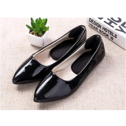 BAJ BANTALAN PELINDUNG TUMIT ANTI LECET INSOLE SEPATU WANITA KEBESARAN HIGH HEELS SS236