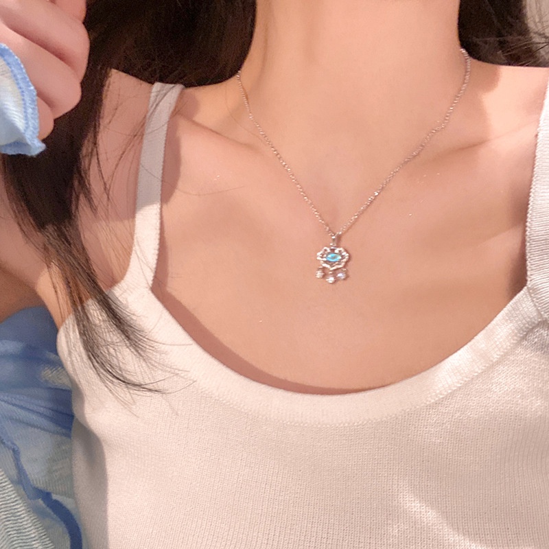 Kalung Geometris Gembok Kristal Korea Bahan Alloy Untuk Wanita