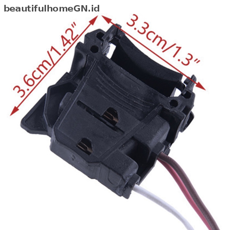 {Cantik} Black Car H7 Low Beam Lamp Headlight Bulb Holder Adapter Harness Cocok Untuk Fokus2 MK2 Fokus3 MK3~