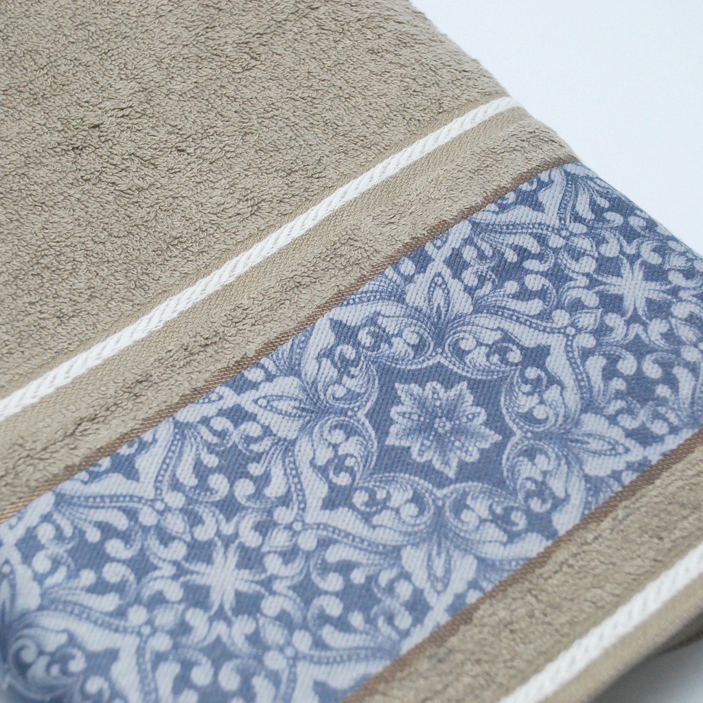 Handuk Mandi Dewasa Towel One TW 30513 by Terry Palmer ukuran 70 x 135 cm