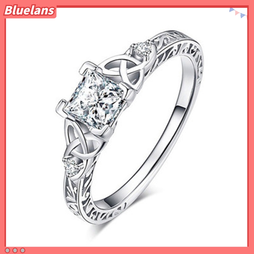 [BLS] Wanita Cincin Geometris Motif Bunga Persegi Diamante Electroplating Hypoallergenic Dekorasi Perhiasan Simulasi Berlian Janji Cincin Mewah Untuk Pesta