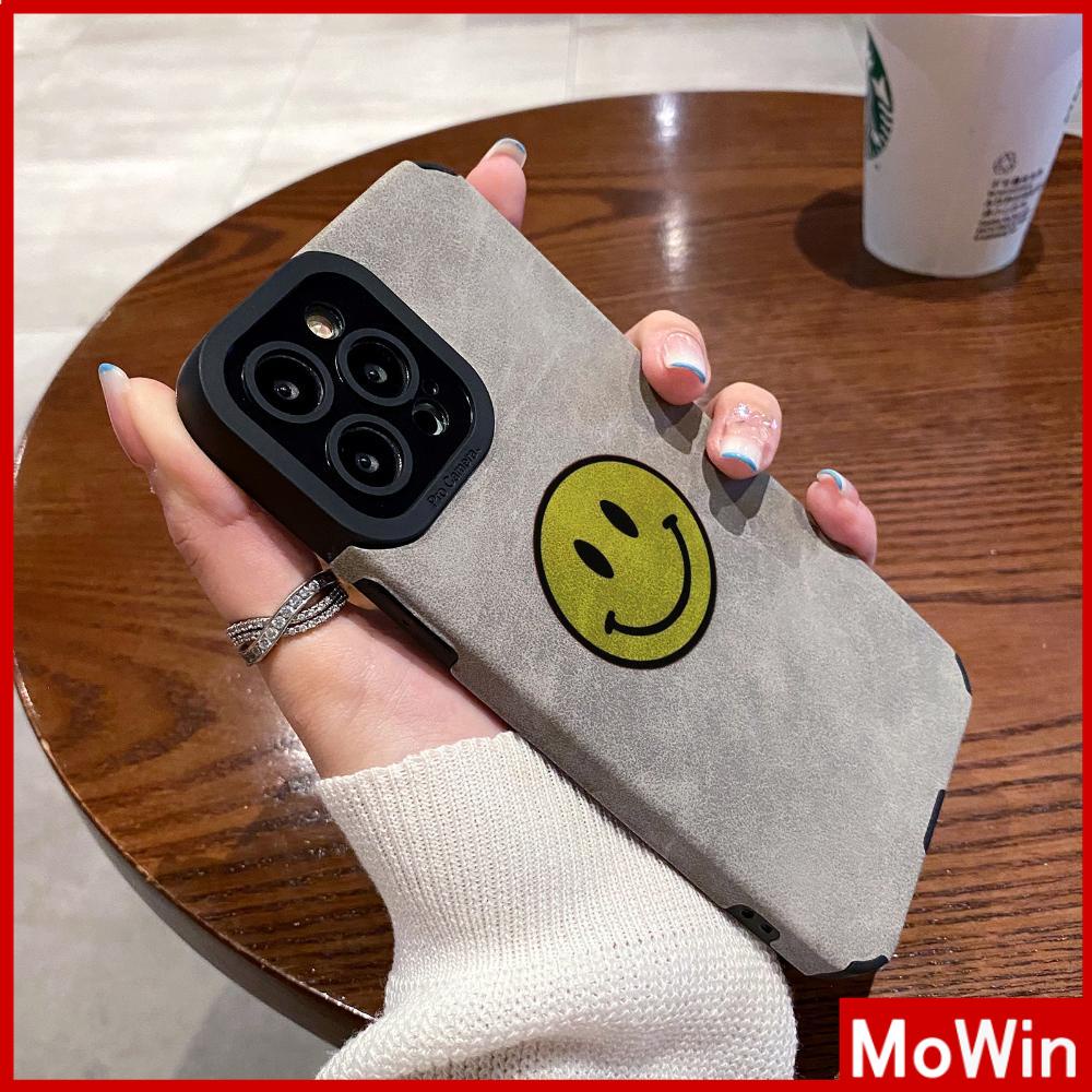 Case iPhone 14 Pro Max iPhone Case Kulit Murid Patch Suede Tahan Guncangan Kamera Sederhana Ikon Smiley Kuning Kompatibel dengan iPhone 13 Pro max 12 Pro Max 11 xr xs max 7Plus 8Plus