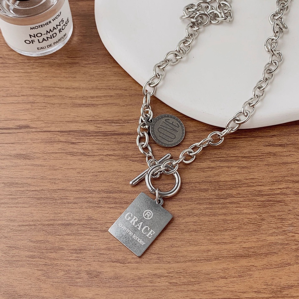 Eropa Amerika Trendi Keren Persegi Merek Kalung Wanita Niche Gaya Keren Hip-Hop Sweater Rantai Desain Sederhana Klavikula Rantai Pria