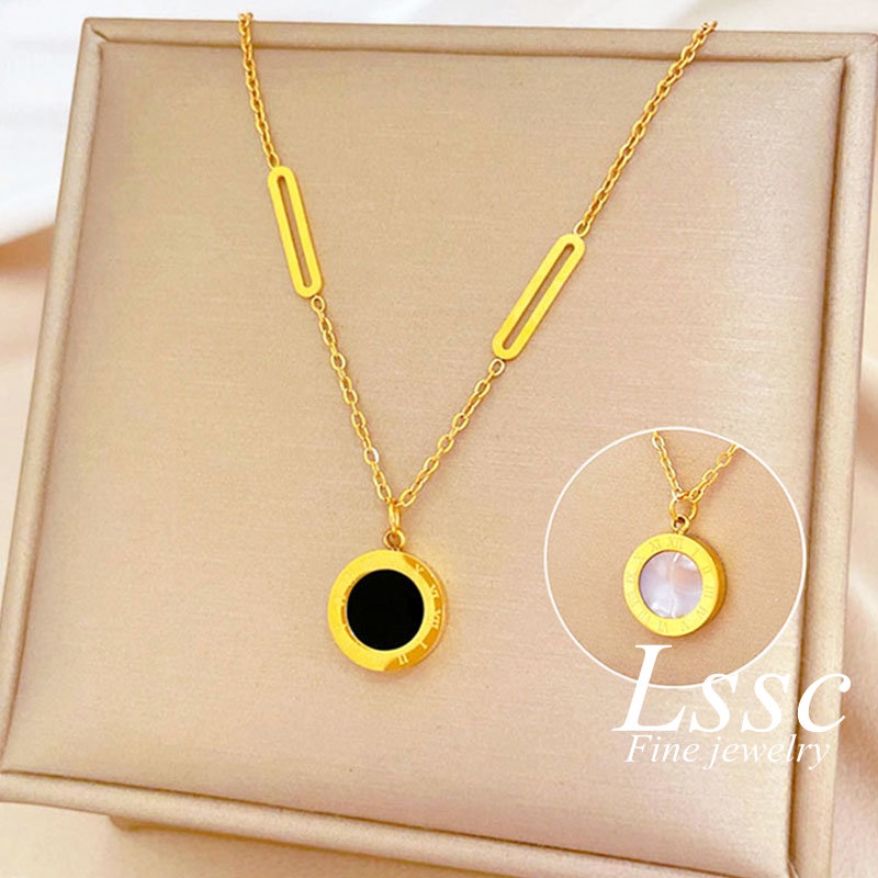 Kalung Titanium Wanita Anti Karat Romawi Bulat Hitam Korea Cantik Emas 18K Aksesoris Wanita Perhiasan
