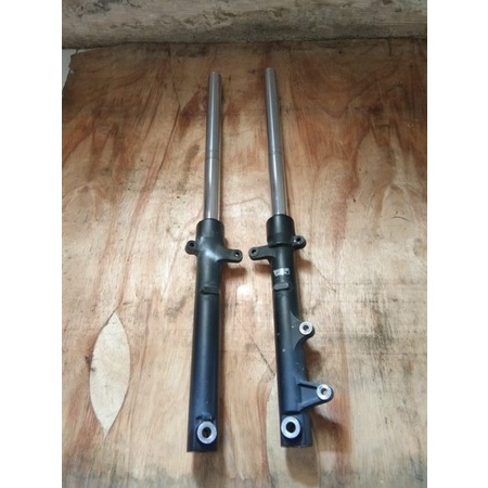 As tabung depan Cb 150 R original As bottom Shockbreaker depan Cb 150 R pertama copotan original