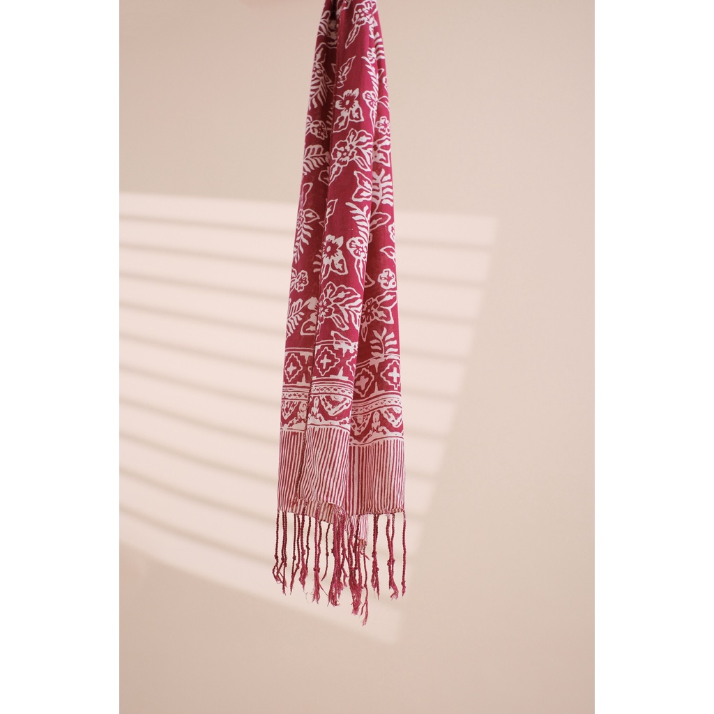 RATU - Scarf Batik TCN Daun 2 Maroon Red