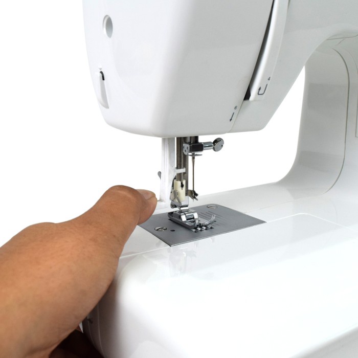 Mesin Jahit JUKI HZL 8370AT Heavy Duty Portable Multifungsi