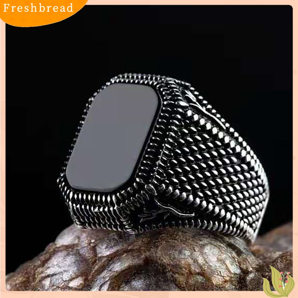 &lt; Freshbread &gt; Fashion Cincin Nyaman Bersinar Mewah Kepribadian Trendi Menghias Paduan Bertatahkan Permata Hitam Cincin Hadiah