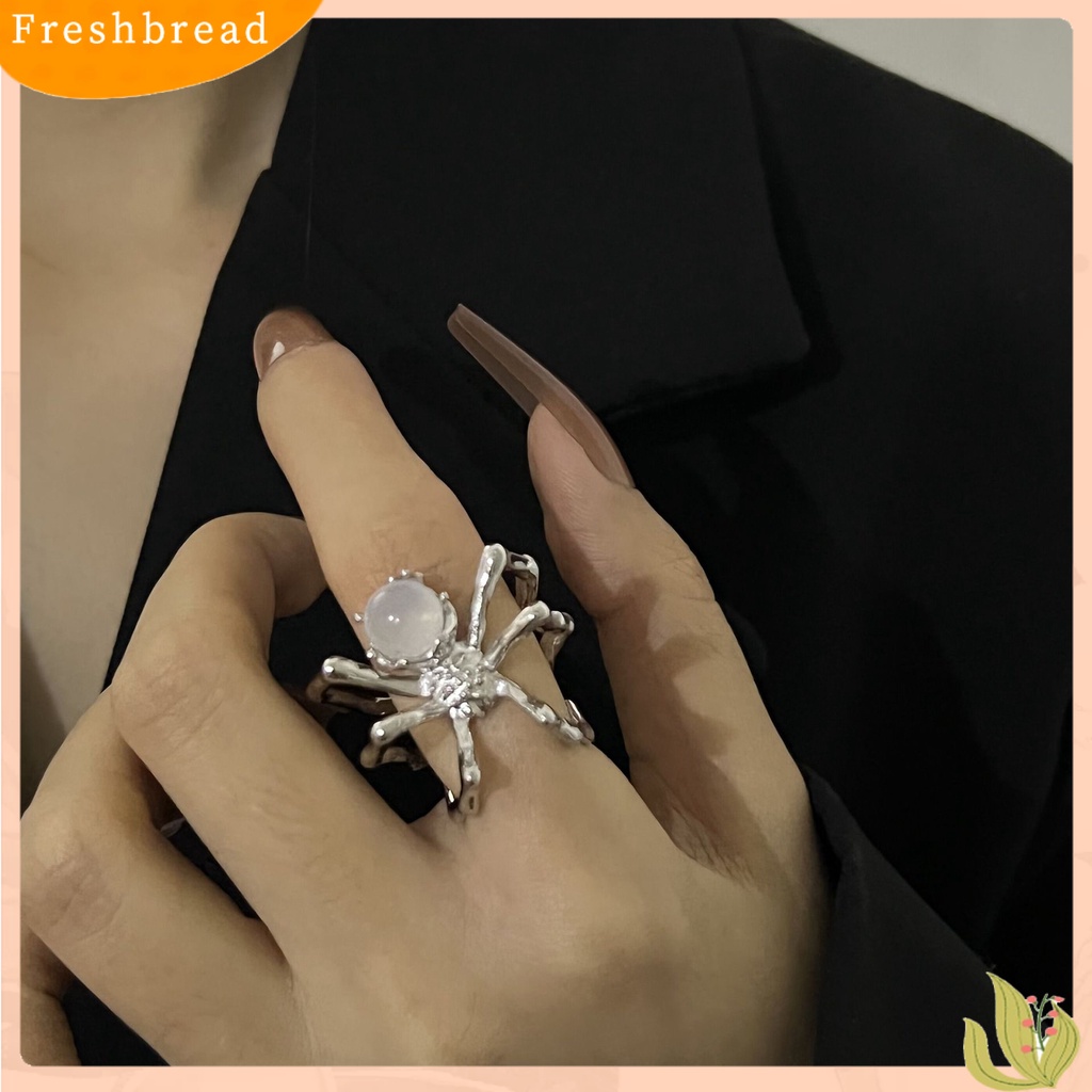 &lt; Freshbread &gt; Wanita Cincin Hias Punk Open All Match Adjustable Perhiasan Hadiah Bola Kristal Imitasi Lady Girl Pesta Gothic Spider-shaped Finger Ring Untuk Klub Malam