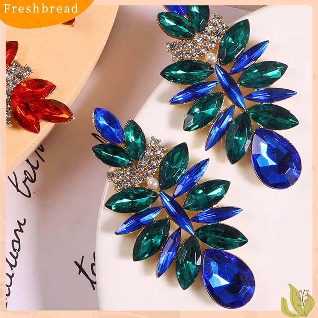 &lt; Freshbread &gt; 1pasang Bersinar Sederhana Piercing Stud Earrings Bentuk Tetesan Air Berlian Imitasi Wanita Anting Perhiasan Pernikahan