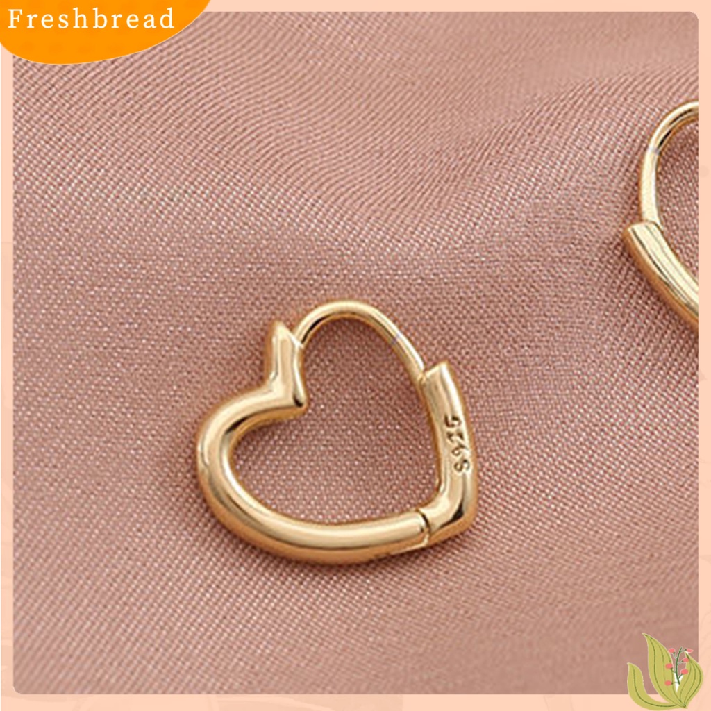 &lt; Freshbread &gt; Anting Bentuk Hati Dekorasi Full Luster Warna Silver Anting Tusuk Kecil Simple Untuk Pesta