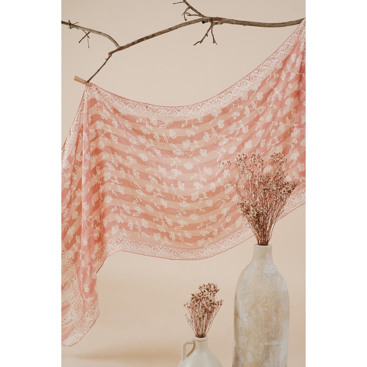 Syal Batik Sutra Pastel Salmon 01