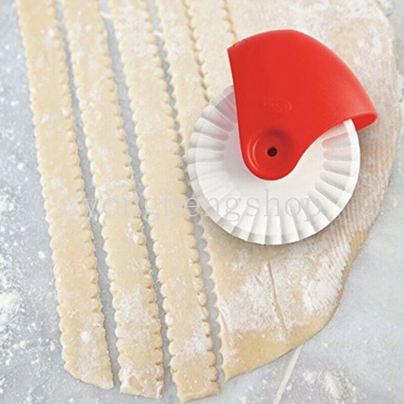 Pastry Cutting Wheel Dough Lattice Cutter Pizza Pie Curling Wheel Roller Pemotong Mie DIY Alat Baking Cetakan Embos Dapur Bakeware