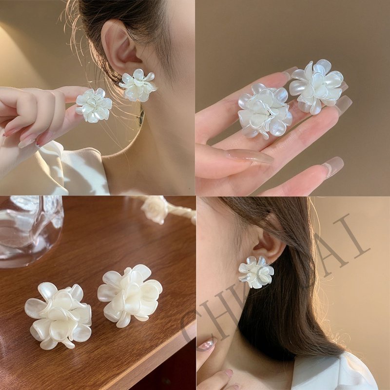 Anting Bahan925 Bentuk Bunga Bahan Perak Gaya Korea Aksen Mutiara