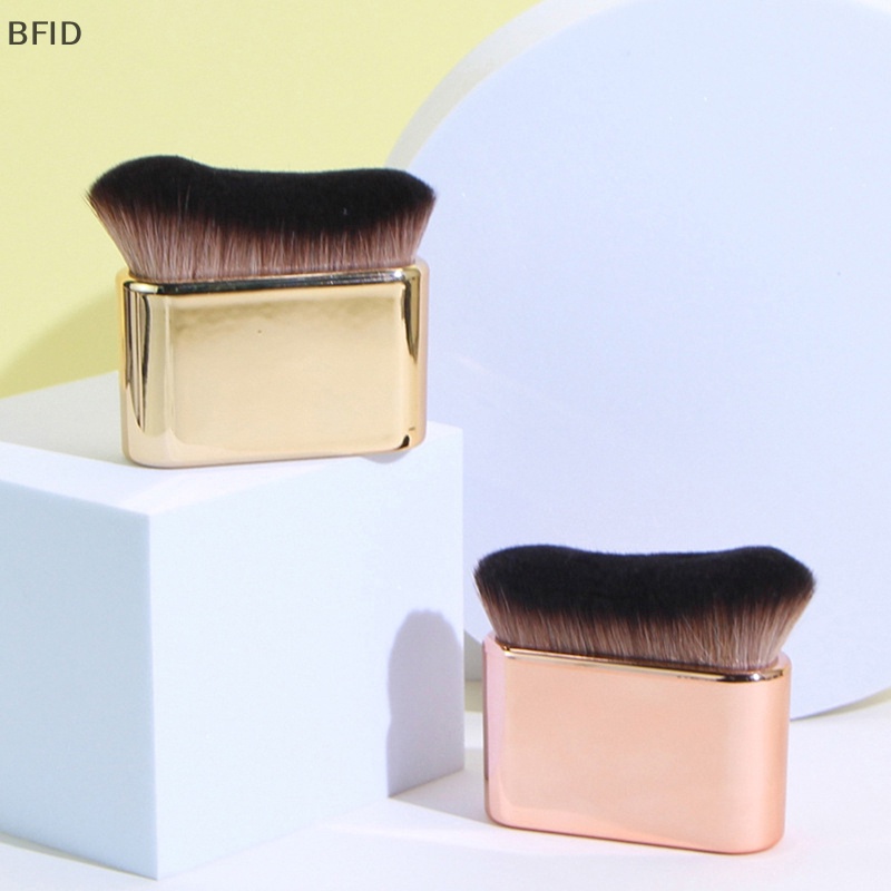 [BFID] 1pc Kuas Makeup Foundation Siku Besar Cairan Bronzer Make up brushes Wavy [ID]