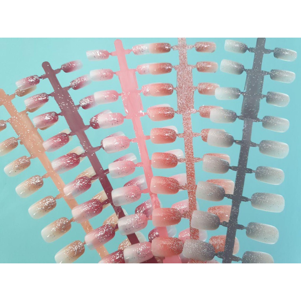 24pcs Kuku Palsu Halfround warna Gradien polos / Plus Glitter