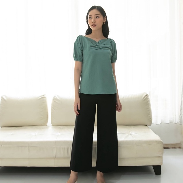 Ms Daisy Lily Crinkle Puff Sleeve Blouse / Atasan Wanita Kasual