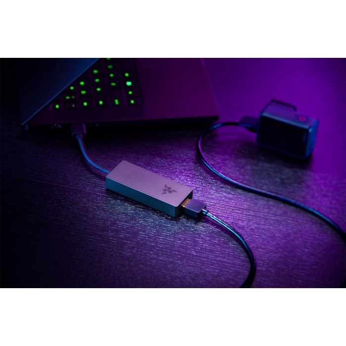 Razer Ripsaw X - USB Capture Card with Camera Connection