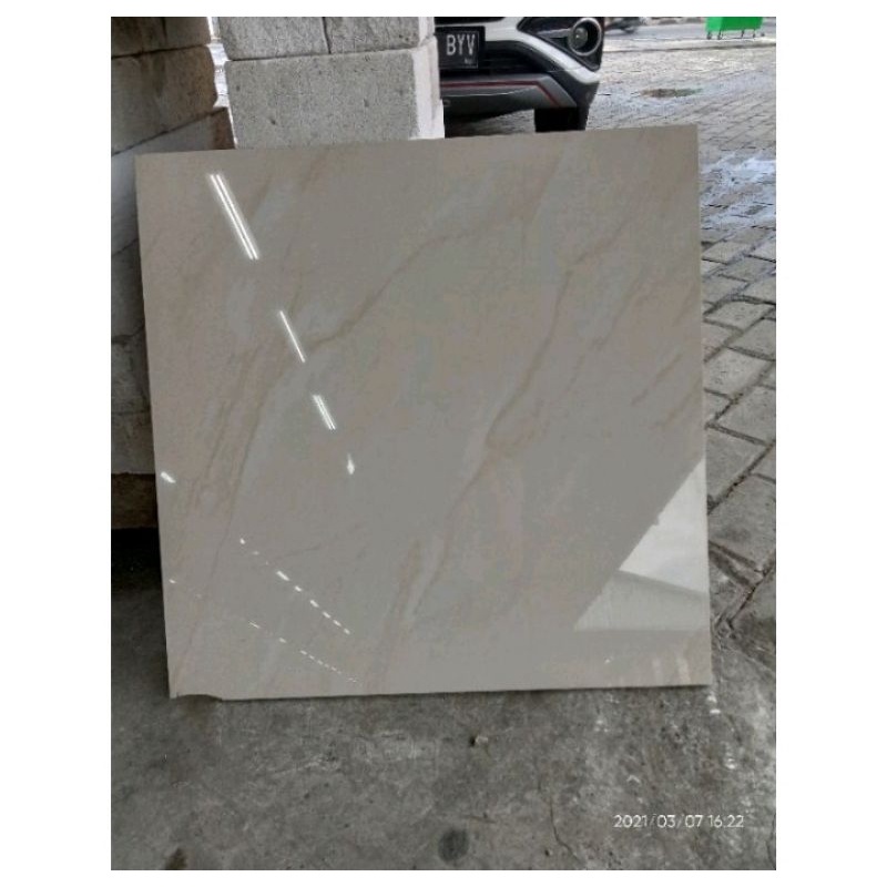 GRANIT GRANITE UGP TILES LUNA IVORY 60X60