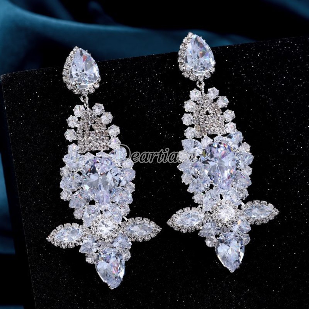 Anting Zirkon Mewah Ringan Baru Untuk Gaun Perjamuan Pasangan Dengan Anting Temperamen, Hiasan Kepala Pengantin, Anting Tetesan Air Premium