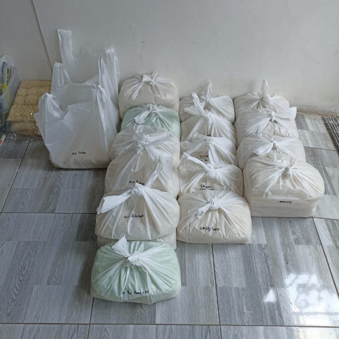 

MIE RAMEN KUNING Mentah / Japanese food / 1 kg isi 12 pc