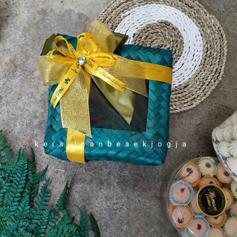 

BESSELLER (EID MUBAROK) SEPASANG BESEK MPS WARNA /besek hantaran besek nasi besek Snack hampers lebaran idul fitri