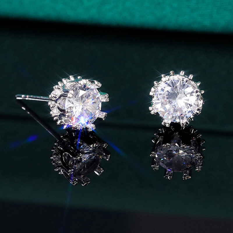 Wanita Bulat Kristal Solitaire Berlian Studs Halo Earrings