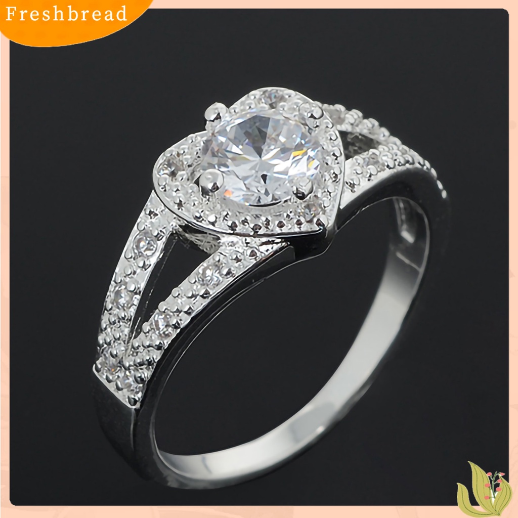 &lt; Freshbread &gt; Cincin Berlian Imitasi Hias Perhiasan Kreatif Bentuk Hati Hadiah Pertunangan Untuk Wanita