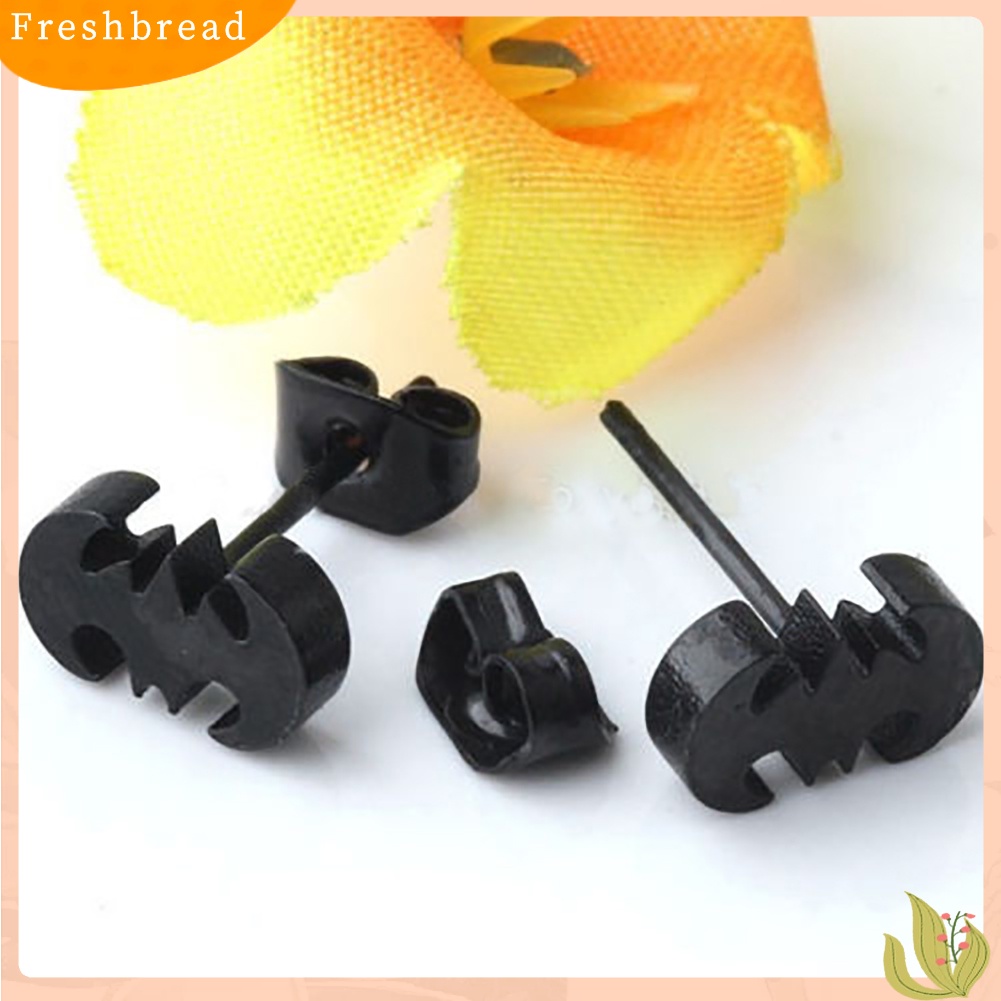 &lt; Freshbread &gt; Pria Wanita Punk Kelelawar Stainless Steel Srew Kembali Telinga Stud Earrings Perhiasan Telinga