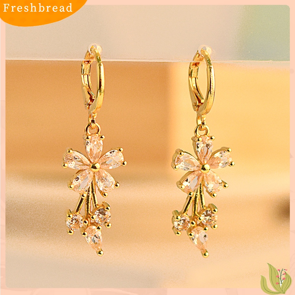 &lt; Freshbread &gt; Wanita Elegan Cubic Zirconia Hias Bunga Drop Leverback Earrings Perhiasan Hadiah