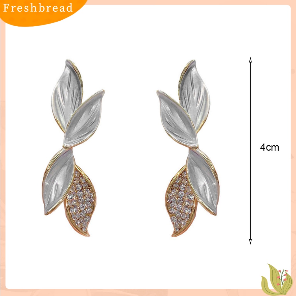 &lt; Freshbread &gt; 1pasang Anting Pejantan Temperamen Berlian Imitasi Cahaya Mewah Bentuk Daun Menawan Dekorasi High-end Geometris Mengkilap Wanita Pesta Anting Aksesoris Pakaian