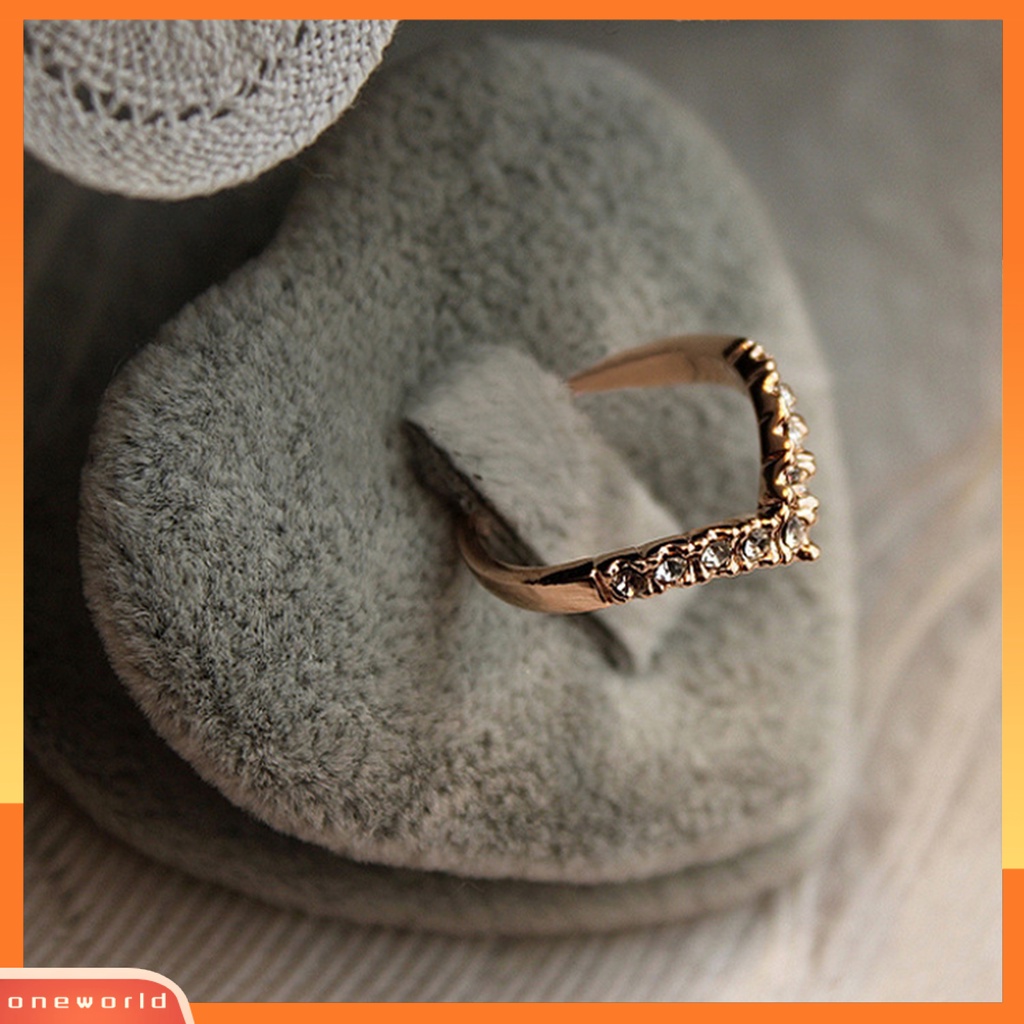 {oneworld} Cincin Bentuk V Wanita Elegan Berlian Imitasi Finger Ring Untuk Pernikahan