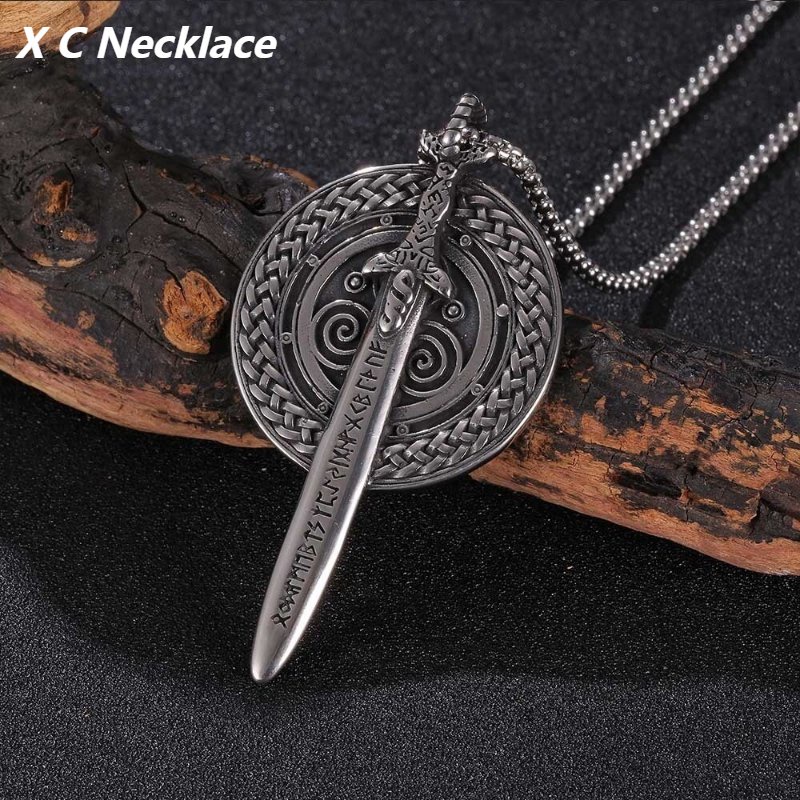 [X C Kalung] Perak Baru Vintage Viking Warrior Pedang Perisai Baja Titanium Liontin Punk Hip Hop Stainless Steel Kalung Hadiah Pesta Ulang Tahun Untuk Pria Dan Wanita