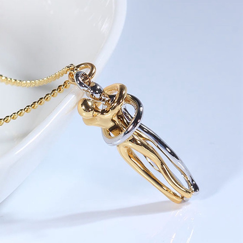 Kalung Peluk Pasangan Sederhana Kepribadian Kreatif Hug Necklace Ladies Fashion Rantai Tulang Selangka