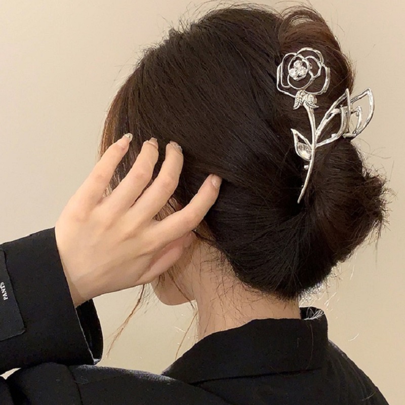 A HELLO GIRL Gaya Korea Mawar Mutiara Berlian925 Perak High-end Wanita Hiu Klip Rambut Klip