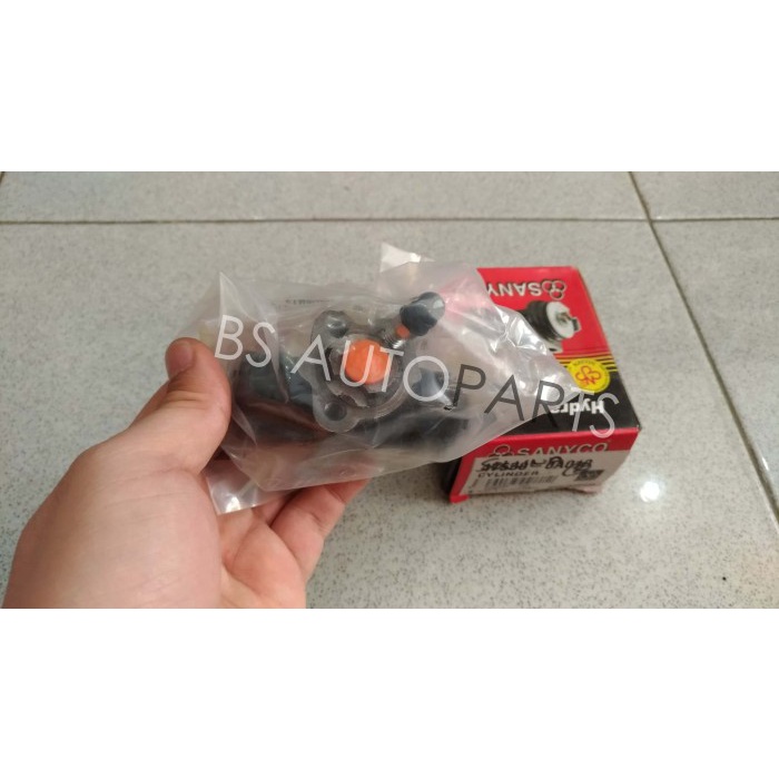 Rear Wheel Cylinder RH atau Blok Rem Belakang Kanan Soluna