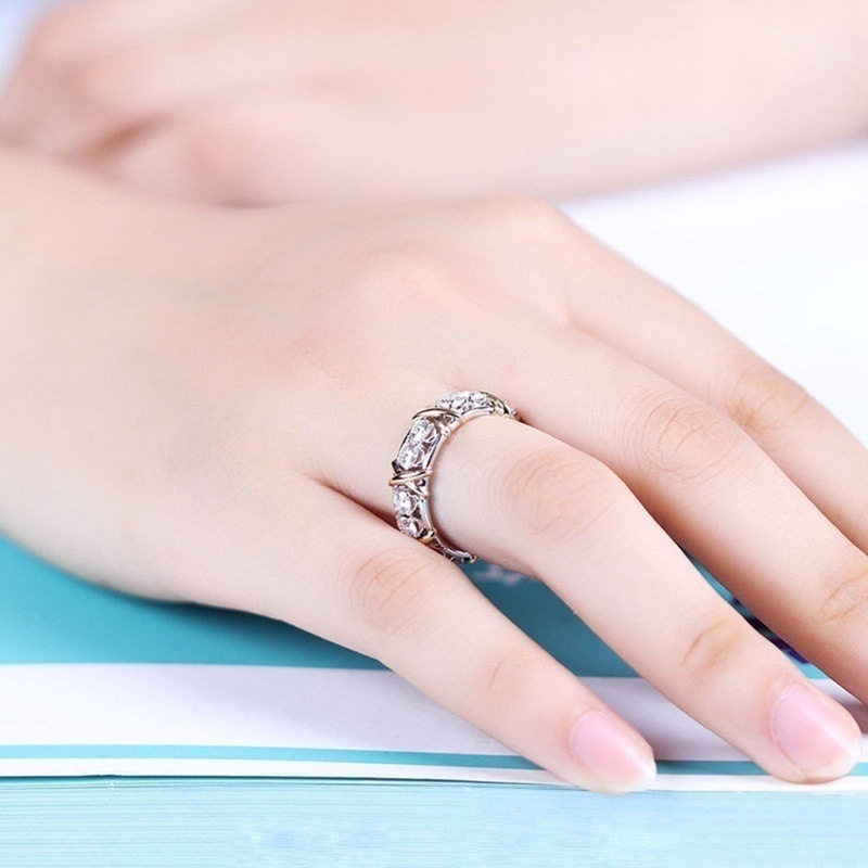 Cincin Kristal Zirkon Untuk Wanita Wanita Warna Emas Perhiasan Pertunangan Alloy Berkualitas Tinggi