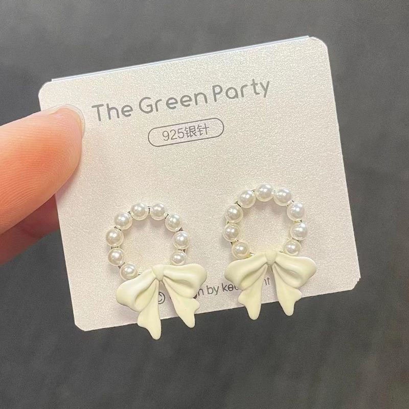 Anting Fashion Alloy Kristal Bintang Bulan Butterfly Heart Untuk Wanita